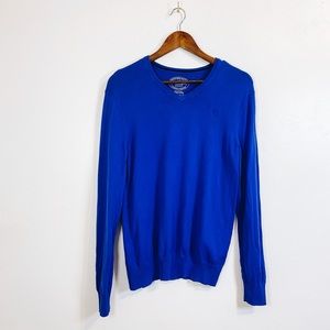 American Eagle Men’s Blue Sweater